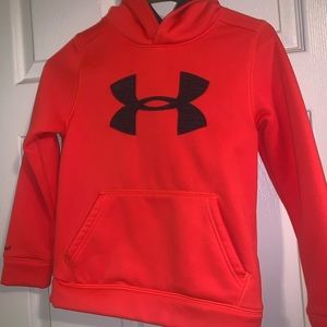 Brand new under armour hoodie
